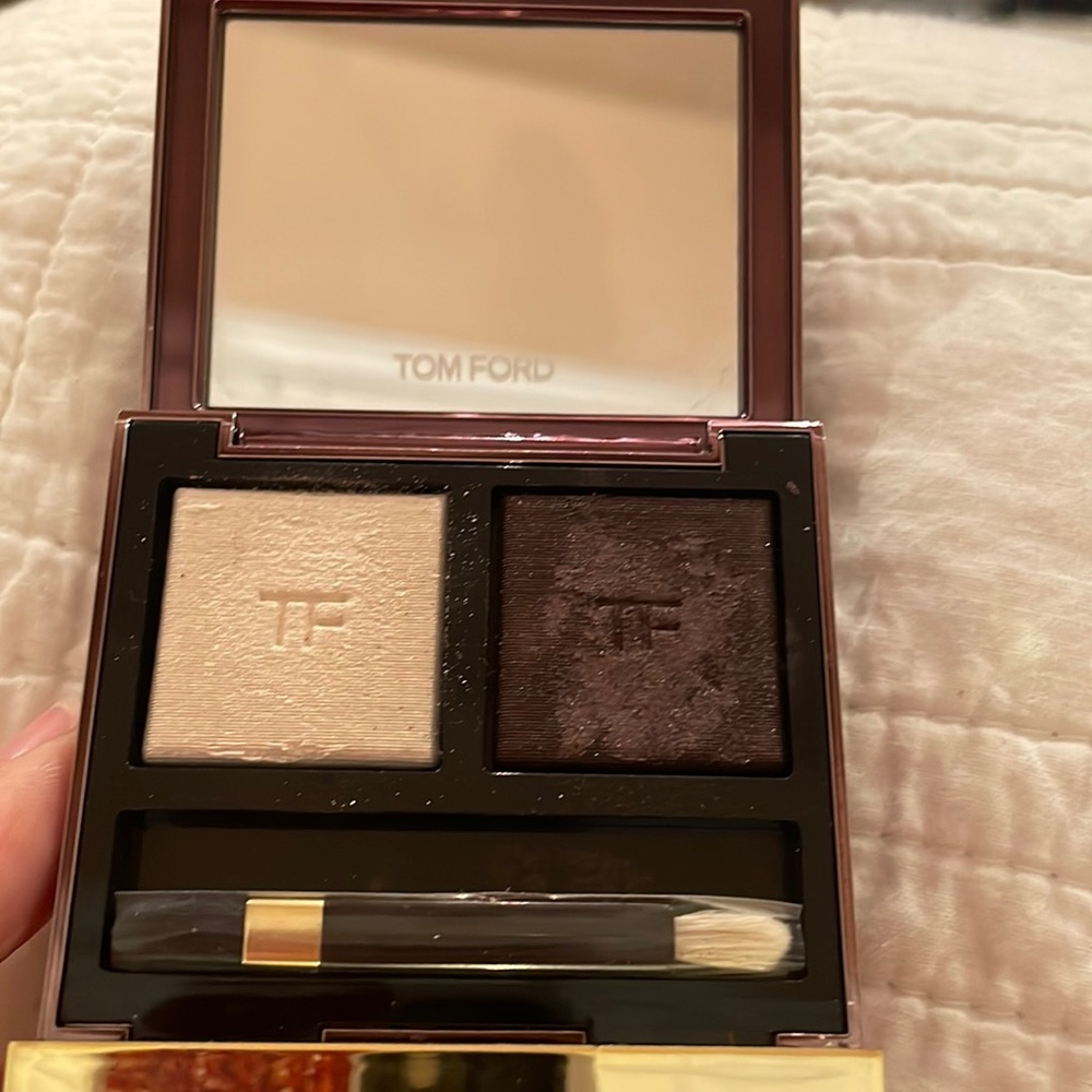 Tom Ford Eye Color Duo in Ripe Plum (#01)